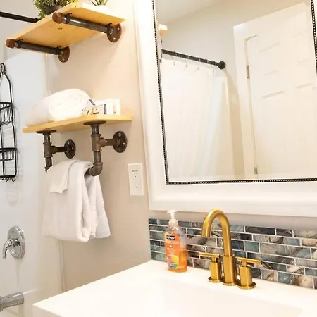 Waddle On Inn- Hot Tub, Pet Friendly, Fully Fenced, 5 Blocks To Beach! Ocean Park Exterior photo