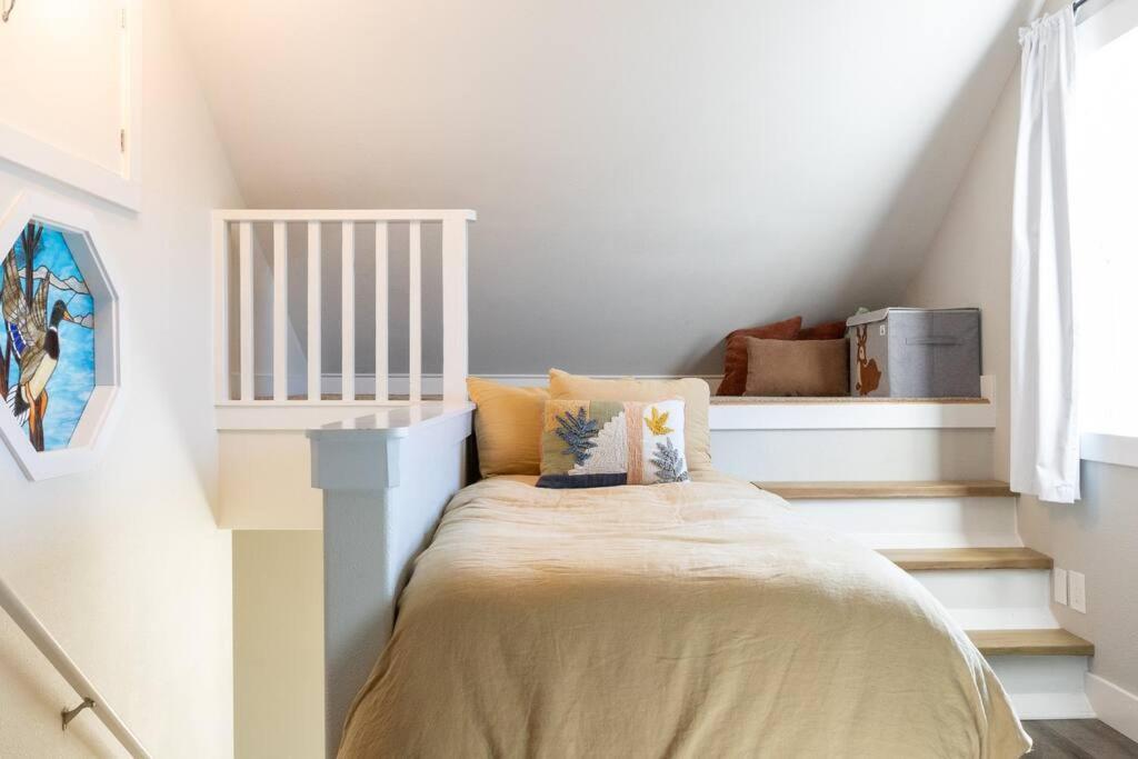 Holiday home Waddle On Inn- Hot Tub, Pet Friendly, Fully Fenced, 5 Blocks To Beach! Ocean Park
